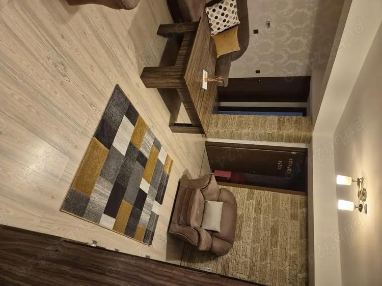 Apartament cu trei camere de inchiriat, zona lini?tita - 7