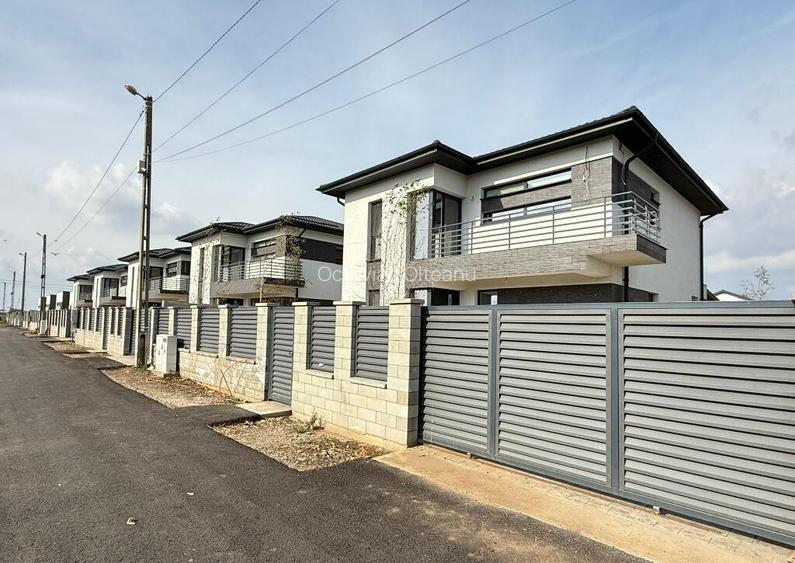 Vile individuale | 5 camere | 2 bai | Curte amenajata | Asfalt