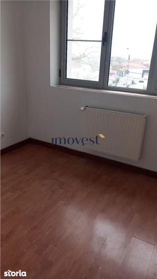 De inchiriat: Apartament cu 2 camere in zona Closca - 1