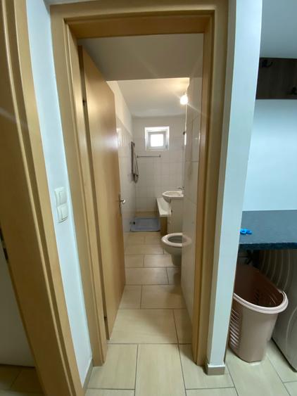 Inchiriez apartament 2 camere - 4