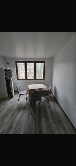 Vand apartament doua camere renovat !!! - 1