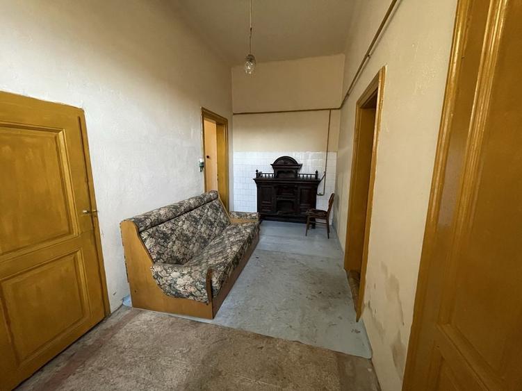 Vand apartament 2 camere Lugoj - 1