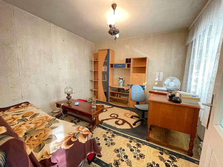 Apartament 2 camere-Podu Ros-etaj intermediar-bloc fara risc - 2