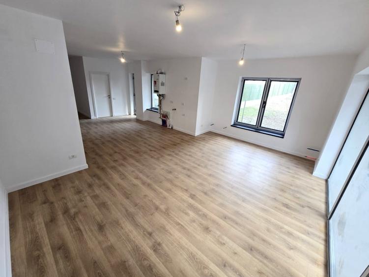 Studio parter 50mp cu terasa 22mp  Busteni Zamora DIRECT PROPRIETAR - 1