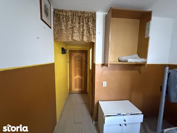 Garsoniera de vanzare | Zona Hurmuzachi | Parter - 2