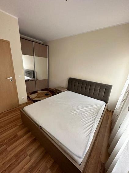 Proprietar Inchiriez apartament 2 dormitoare - 3