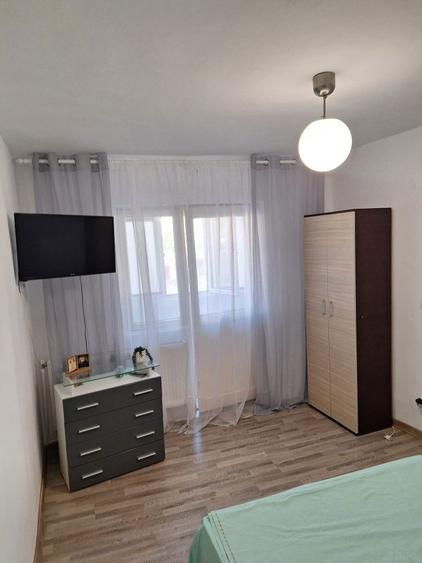 Inchiriez garsoniera etaj1 - 5