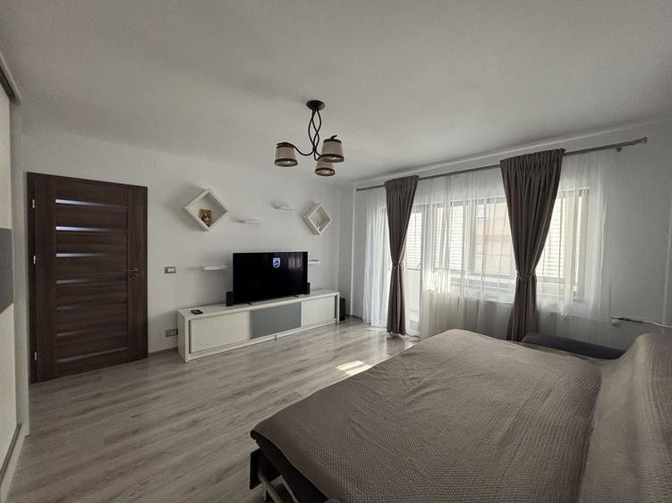 Vand Apartament 1 camera - Zona Sagului - 2