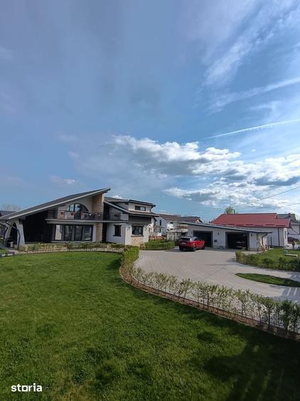 Casă cu 3 camere cu Teren 1341 Mp în Răzvad