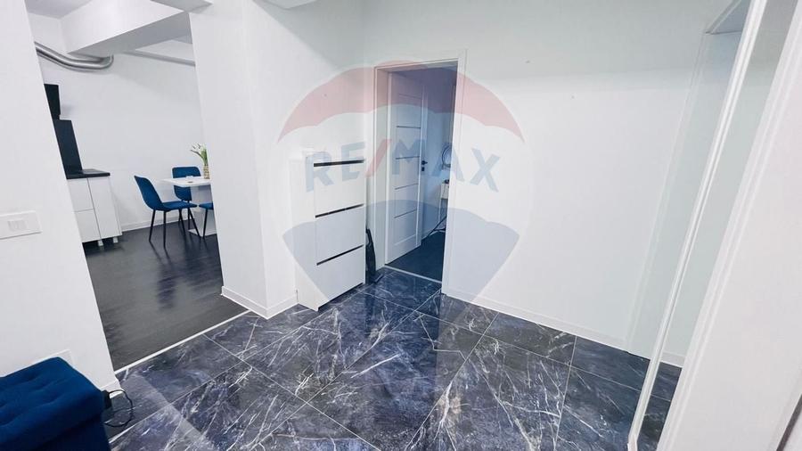 Apartament cu 3 camere de vânzare în zona Nufarul - 1