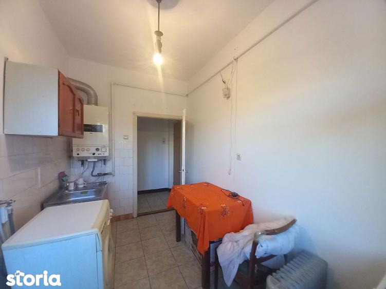 Ultracentral - in Pia?a Revolu?iei, apartament 2 camere!! - 2