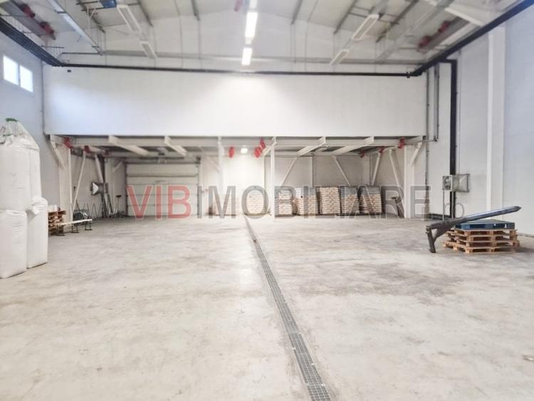 Depozit -hala de 1262m2 la intrarea in Crevedia teren 5.000mp - 6