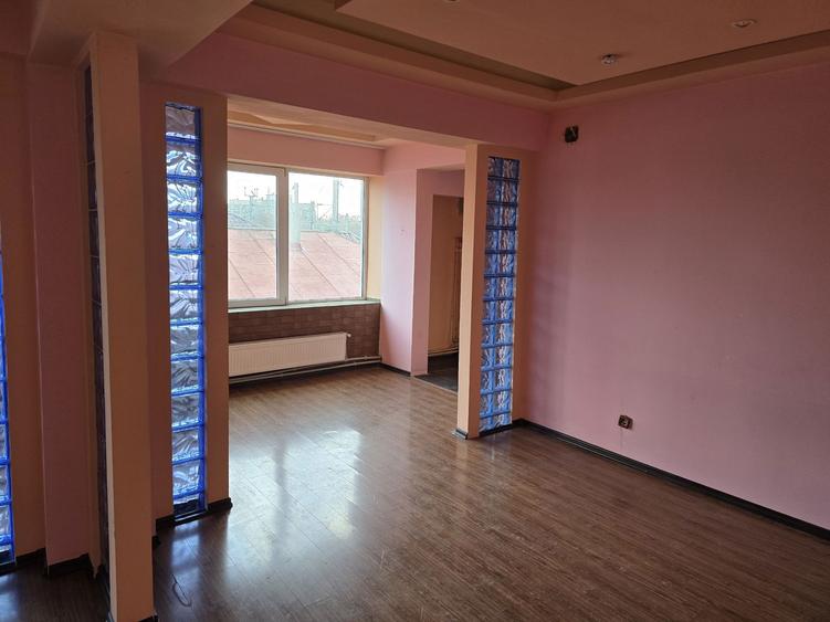 Casa P+1+M zona Bratianu sau schimburi imobiliare si auto - 5