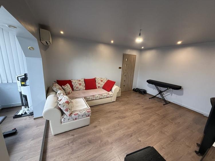 PROPRIETAR Aradului 3 camere decomandat, 2 bai, etaj 1, FARA COMISION - 4