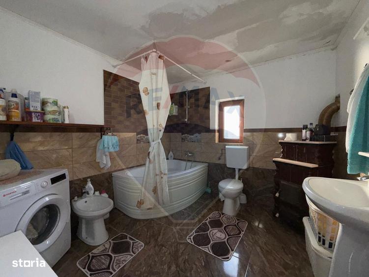 Casa cu teren de vanzare Golesti-Ramnicu Valcea / Manastirea Filimon - 3