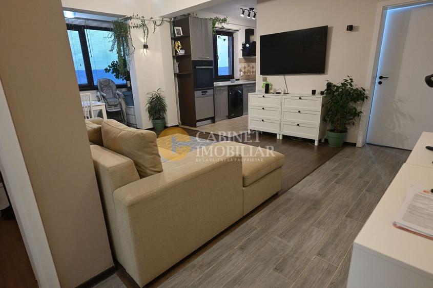 Penthouse exclusiv | 3 camere | Terasă 40 mp | 101 mp total | WestHill 3 - 5