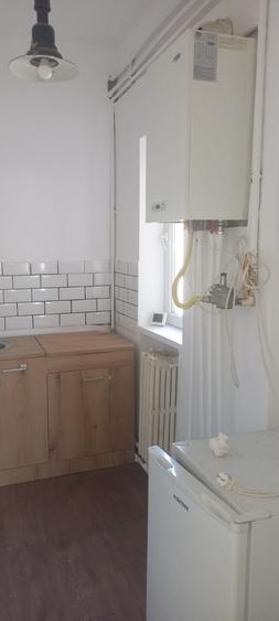 Apartament cu 4 camere semidecomandat în Centrul Istoric