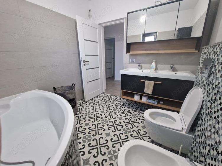 Casă cu 3 camere cu Teren 1100 Mp în Macea