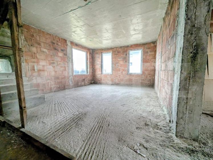 Casă modernă si spatioasa P+M in Vorovesti – finisaje la alegerea ta! - 3