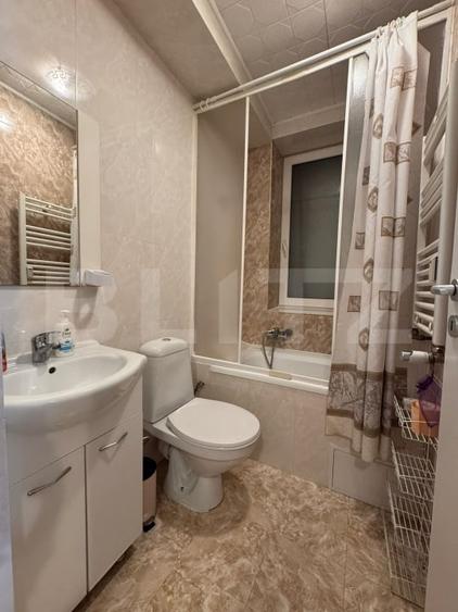 Casă individuală cu 5 camere cu Canalizare în Centrul Istoric