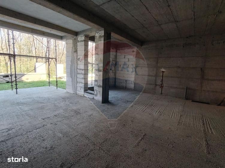 Apartament cu 3 camere în Vânători