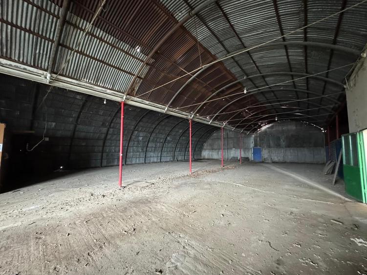 Spațiu industrial, de 130 mp, în Bucium