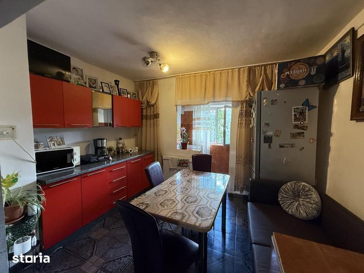 Apartament cu 2 camere decomandat în Soarelui