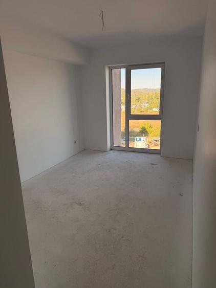 Vand apartament in cartier Prima Green Residence,bloc P4, semifinisat, etaj 8 - 2