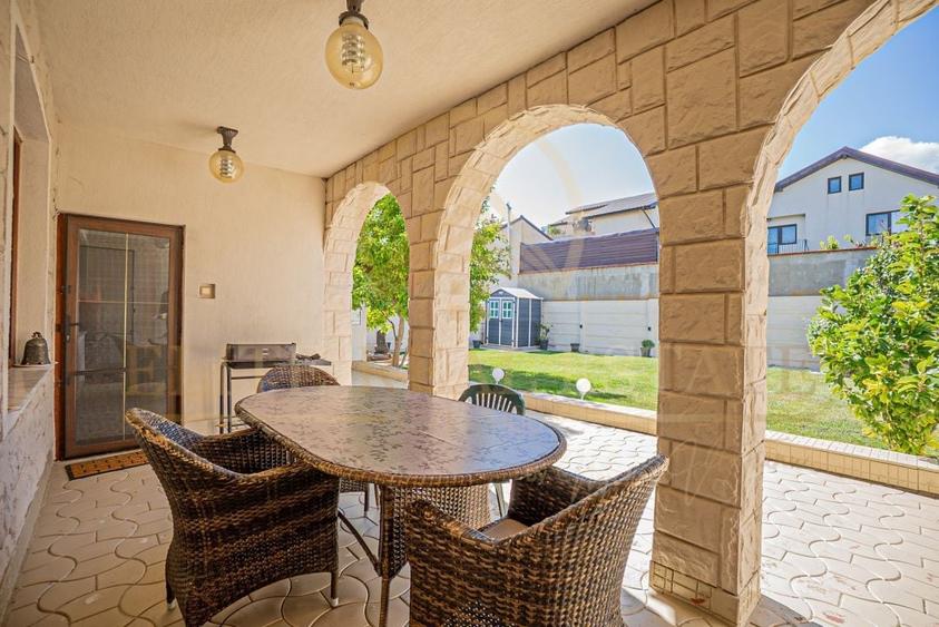 Ovidiu Sud - Zona premium - Vila impozanta, curte mare, garaj, terasa! - 5
