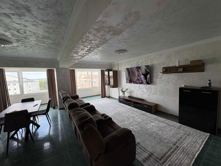 Inchiriez Apartament 3 Camere Spatios Panorma Deosebita - 1