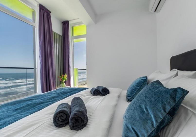 Alezzi Beach | Apartament cu vedere frontala , prima linie pe plaja - 6