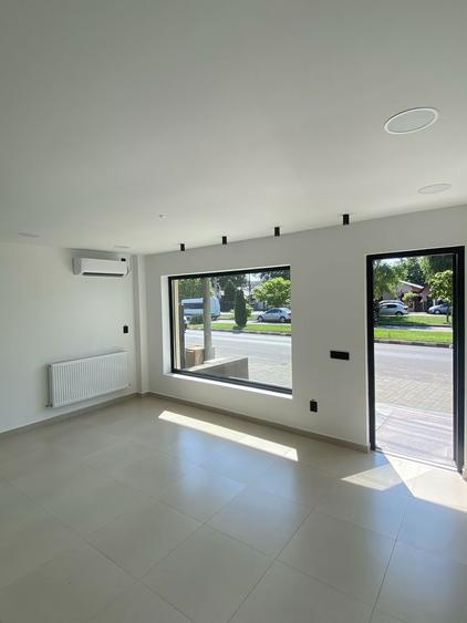 Spatiu comercial - 4