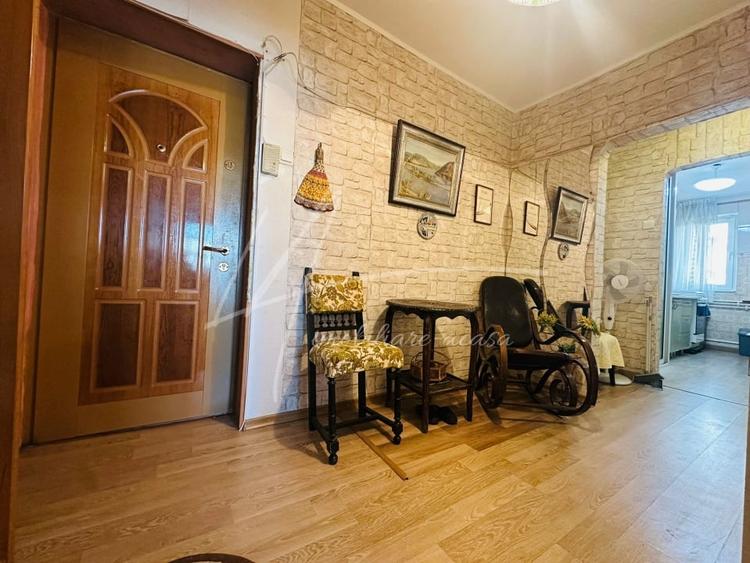 Drumul Taberei, Valea Rosie, bloc anvelopat, 5 min metrou - 10