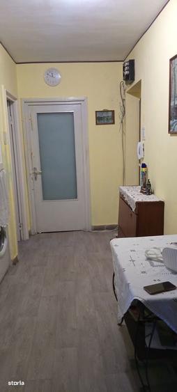 Apartament cu 3 camere, balcon, Decebal - 8