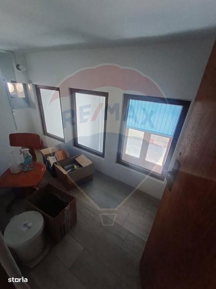 Spa?iu comercia de inchiriat, 81 mp, zona McDonald's - 2