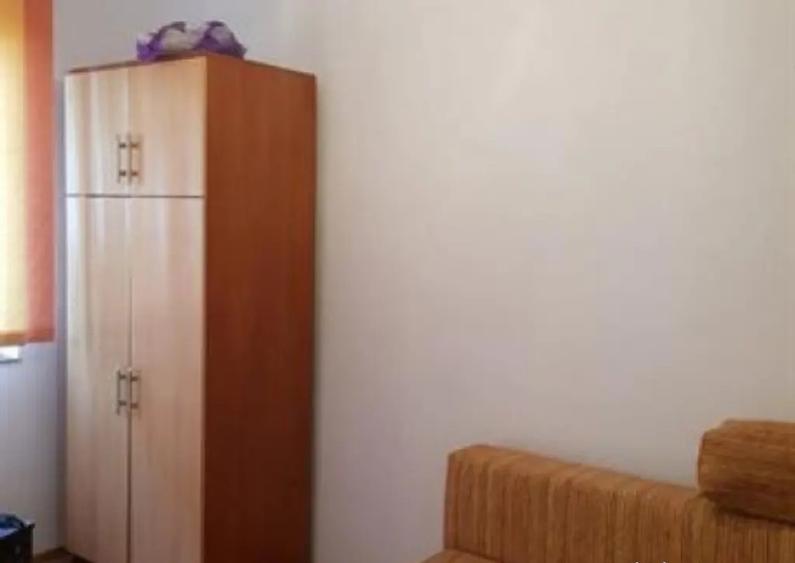 Inchiriere apartament 2 camere , situat in Targu Jiu, Min - 4