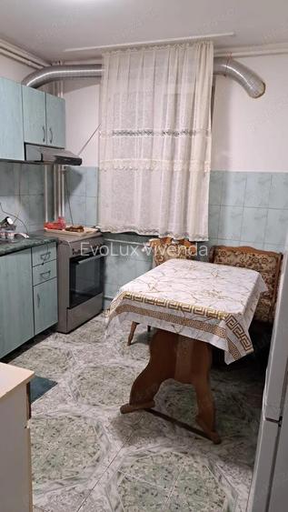 De inchiriat Apartament 2 camere, decomandat, zona Titan Trapezului