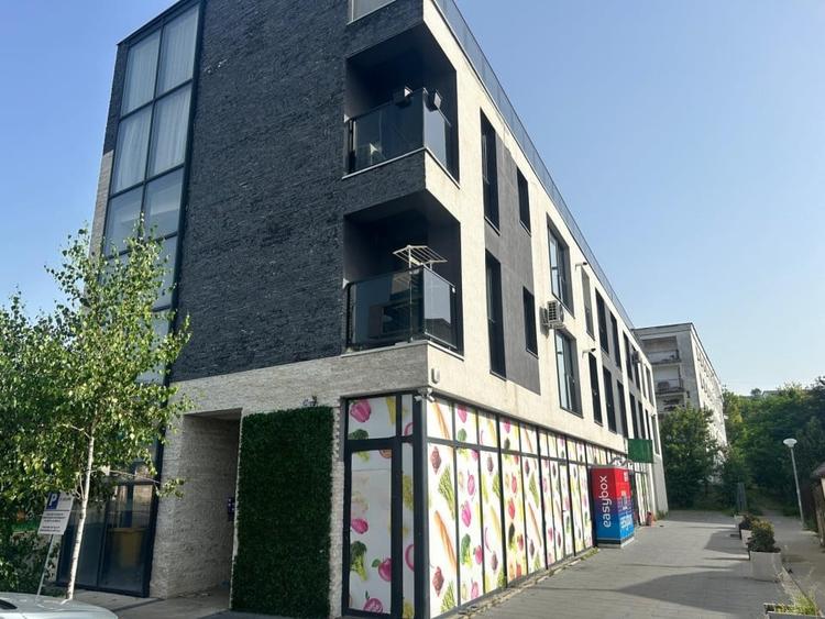 Spatiu comercial de vanzare 230mp preluare chiriasi ctr pe 8 ani Dambul Rotund - 1