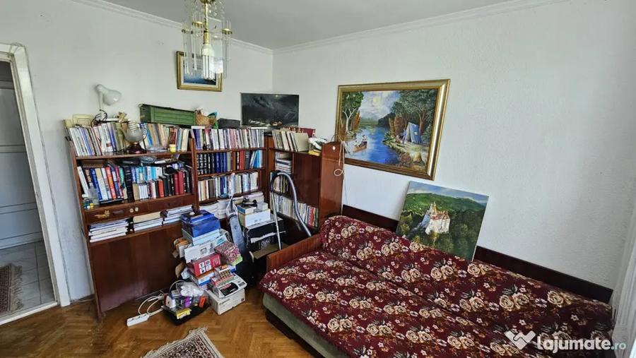 Apartament cu 2 camere decomandat în Ultracentral
