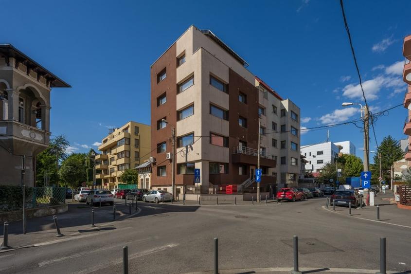 CLĂDIRE DE BIROURI – IMOBIL EMBLEMATIC IN ZONA KISELEFF – AVIATORILOR! - 4
