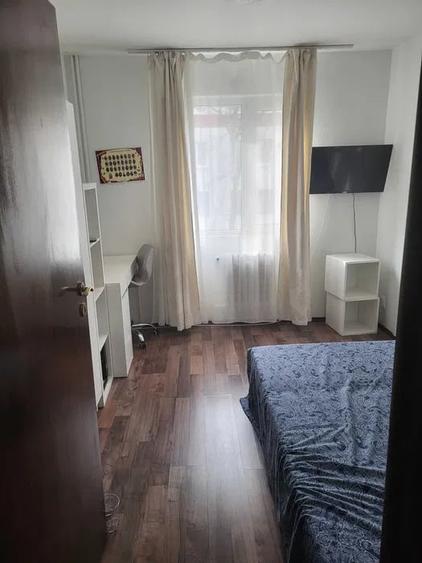 Apartament 3 camere, semidecomandat, 67 mp, ac, balcon, Alexandru Obregia - 2