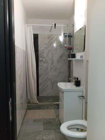 Inchiriez garsoniera sect3 - 1