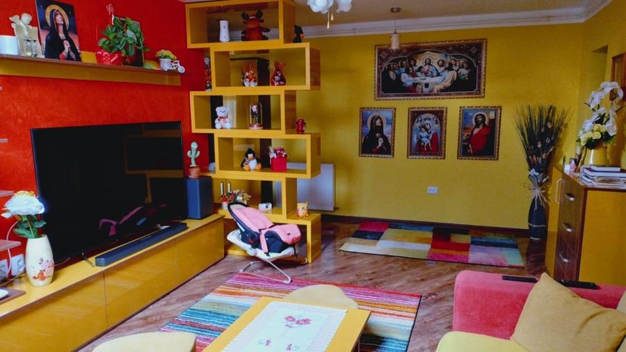 Apartament de vanzare Zona sud - 3