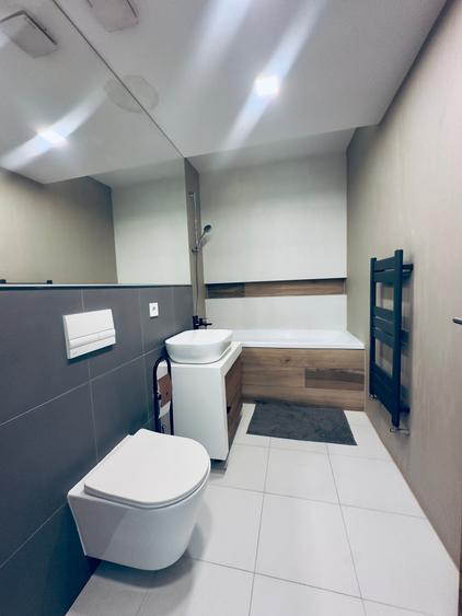 Apartament cu 2 camere de inchiriat in zona Racadau la Cosmopolit,et 6/8 - 11