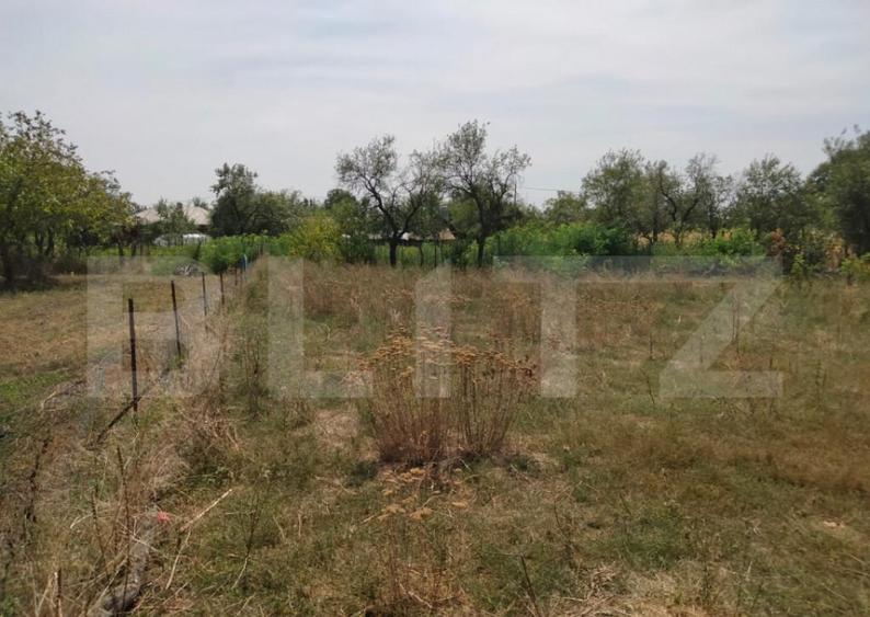 Casa renovabila/demolabila cu 2300 mp teren, Varvor/Bujoru - 1