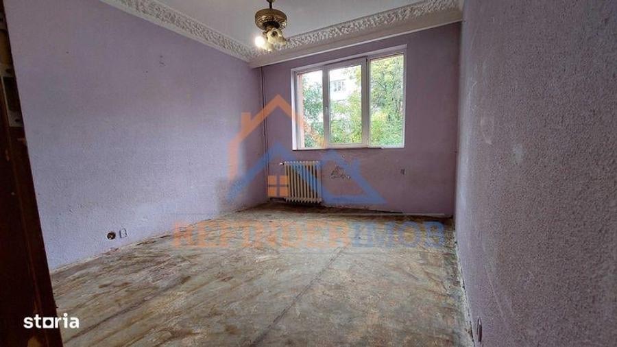 Apartament de vanzare cu 2 camere, zona Titan - 2
