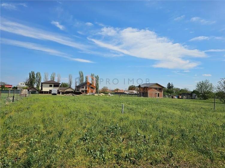 Teren intravilan zona Zoresti comuna Vernesti - 3