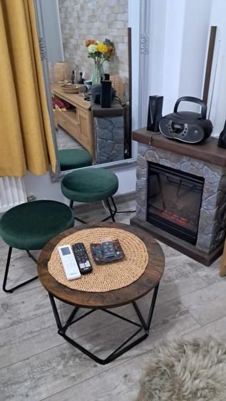 Unic proprietar vand Studio cochet renovat si mobilat in stil unic minimalist .. - 4