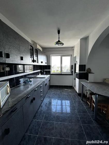 Apartament cu 3 camere de vanzare - 9