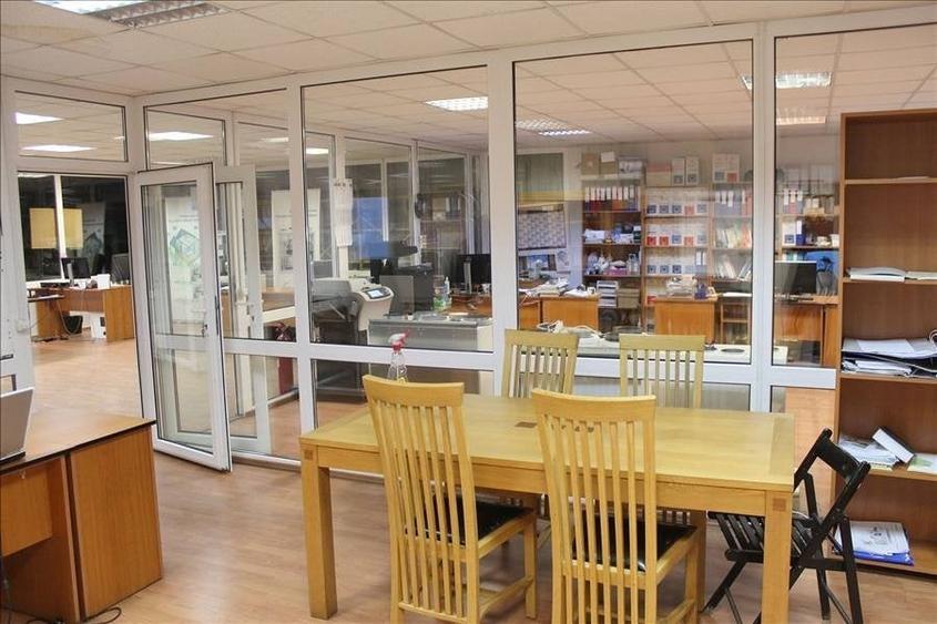 Hala pretabila pentru activitati cu trafic moderat de marfuri - 14